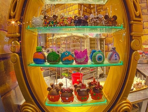 candy cauldron disney springs